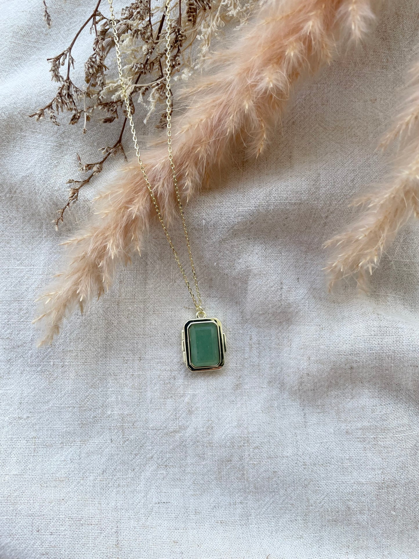 Green Aventurine Locket in Solid Gold 18K