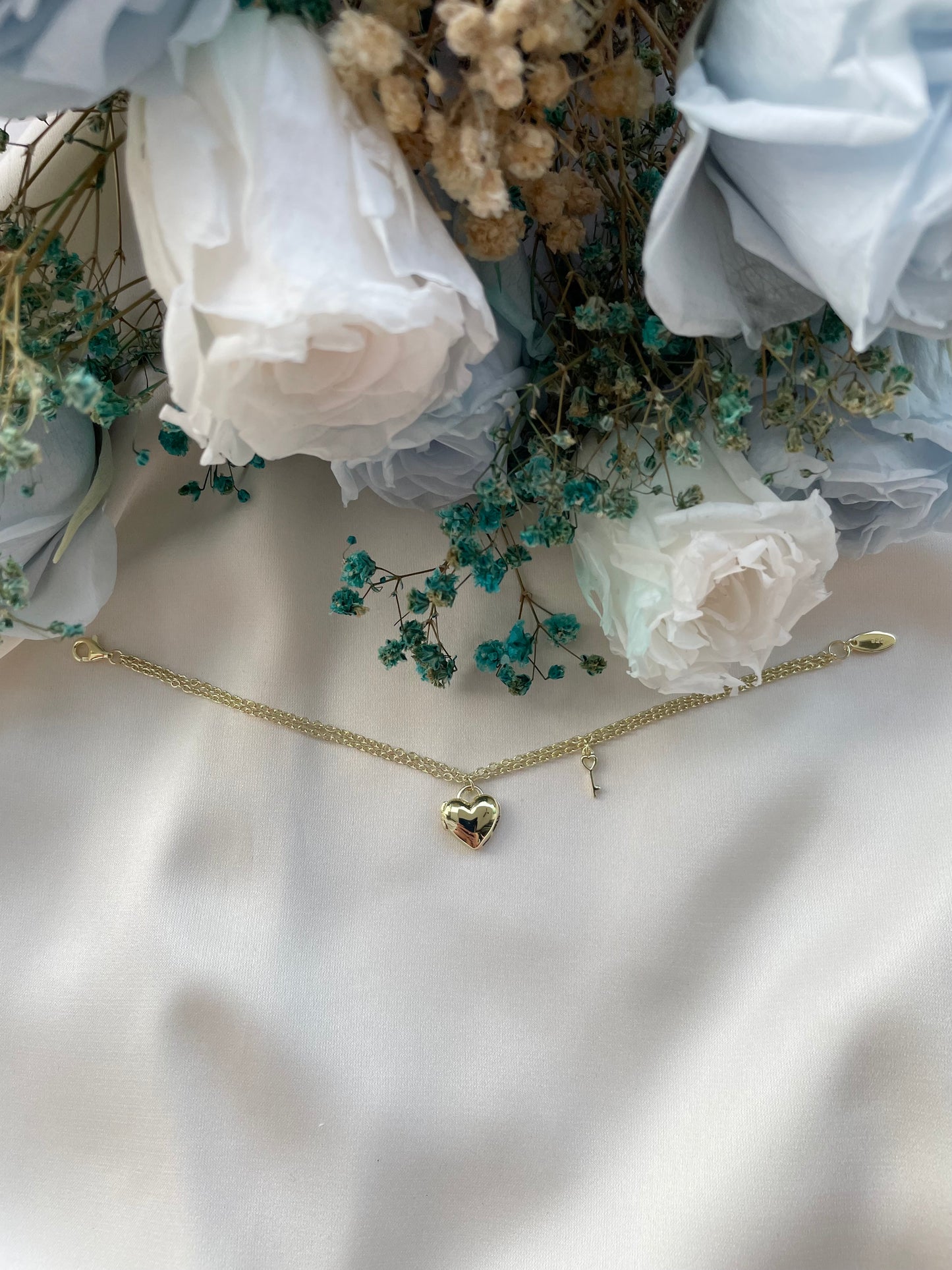 Heart Padlock Bracelet (Cable Chain) in Gold Vermeil