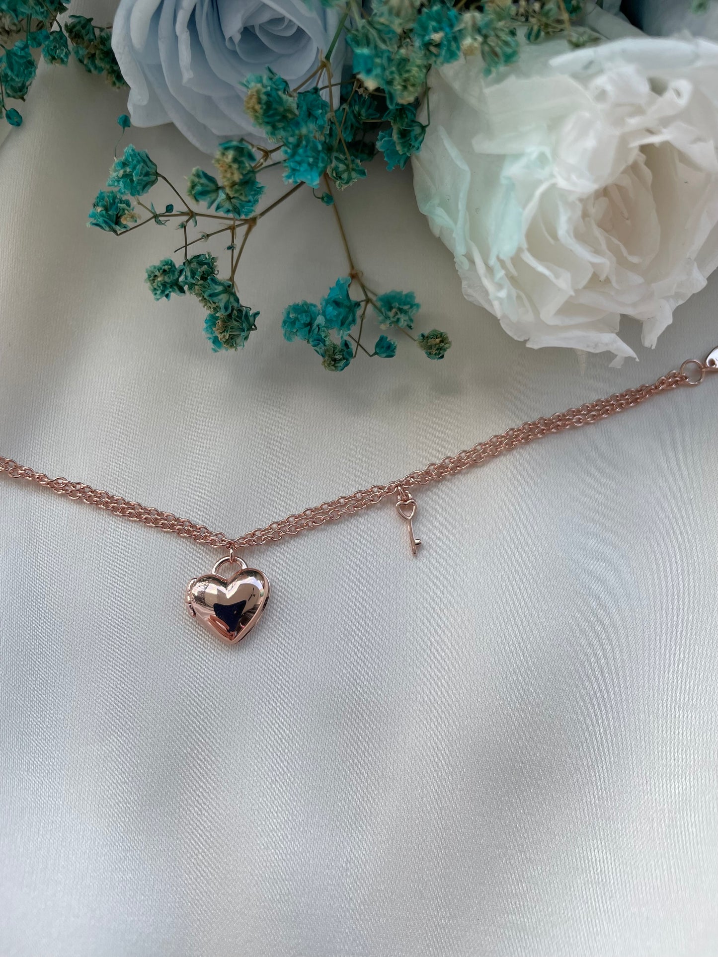 Heart Padlock Cable Chain Bracelet in Solid Gold 18K
