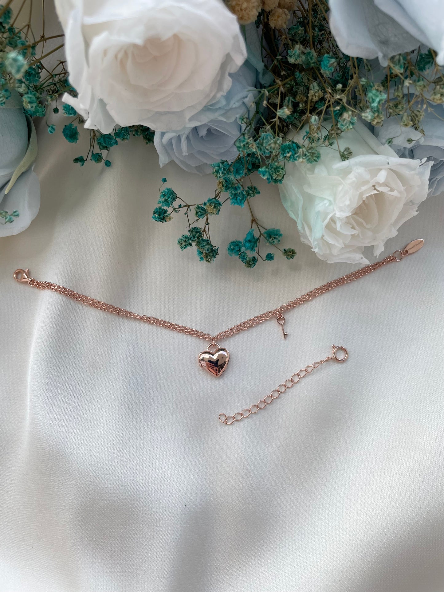 Heart Padlock Bracelet (Cable Chain) in Rose Gold Vermeil