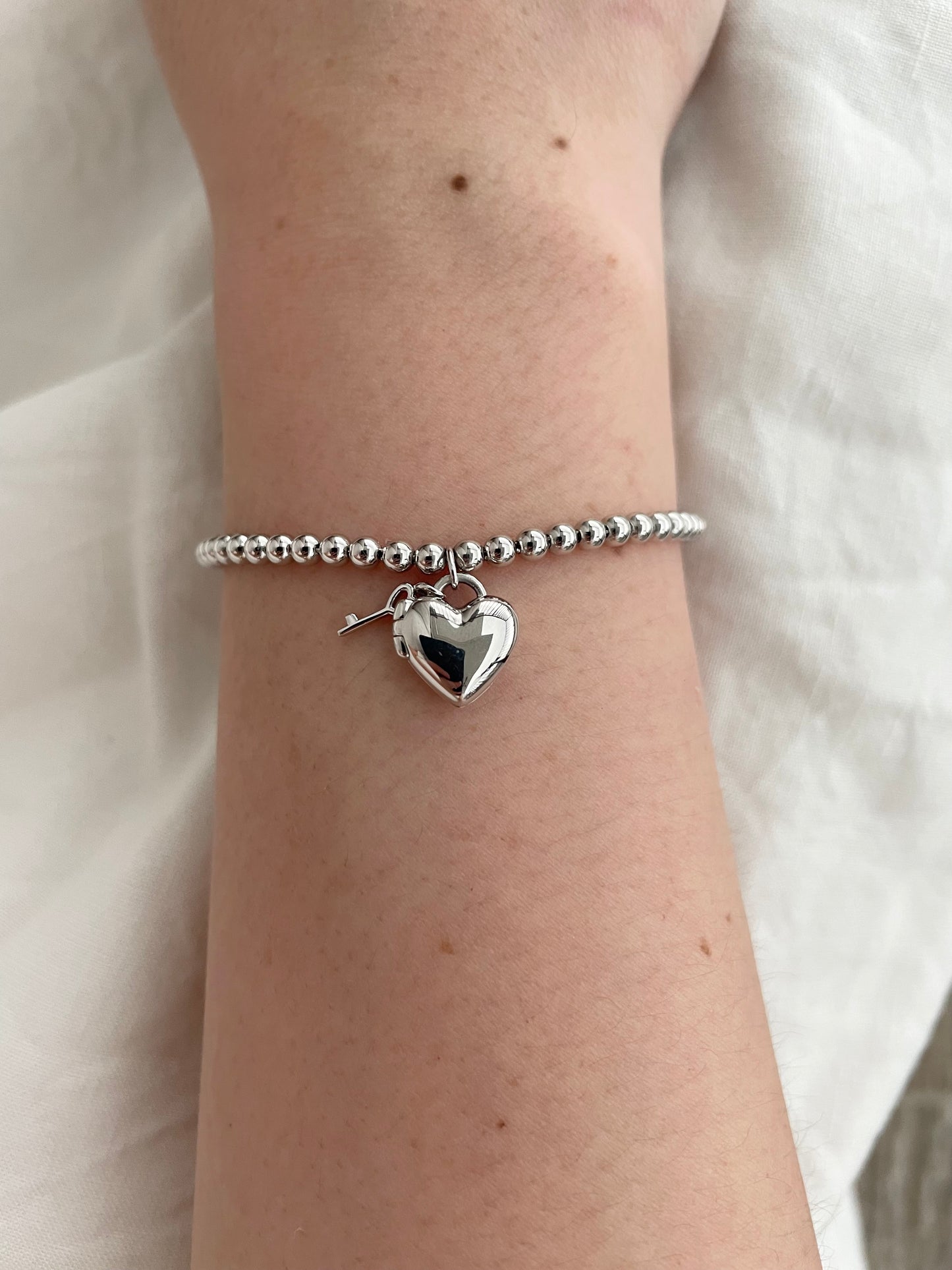 Heart Padlock Bracelet (Beaded) in Silver