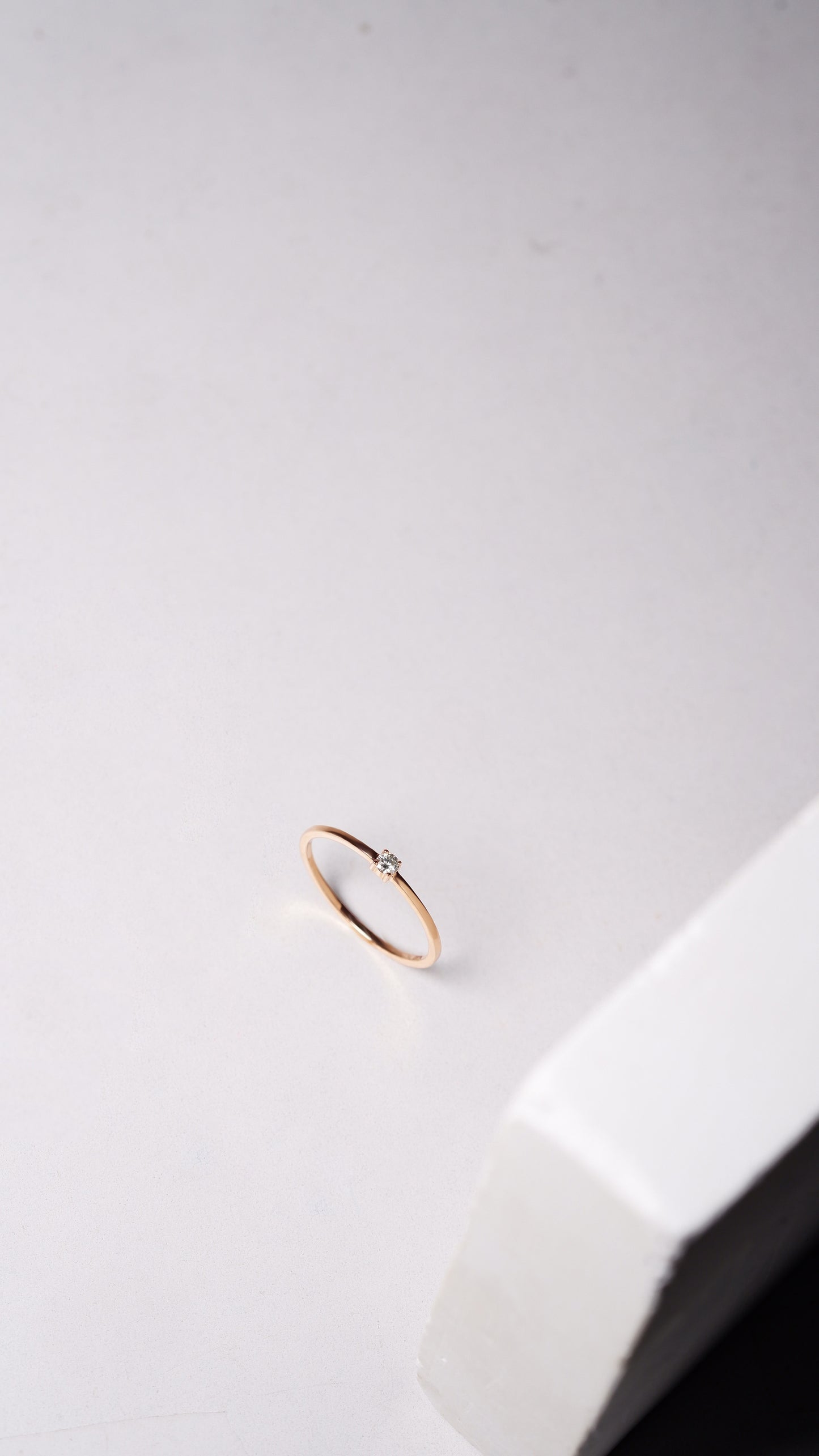 (Instock) Minimalist Diamond Ring