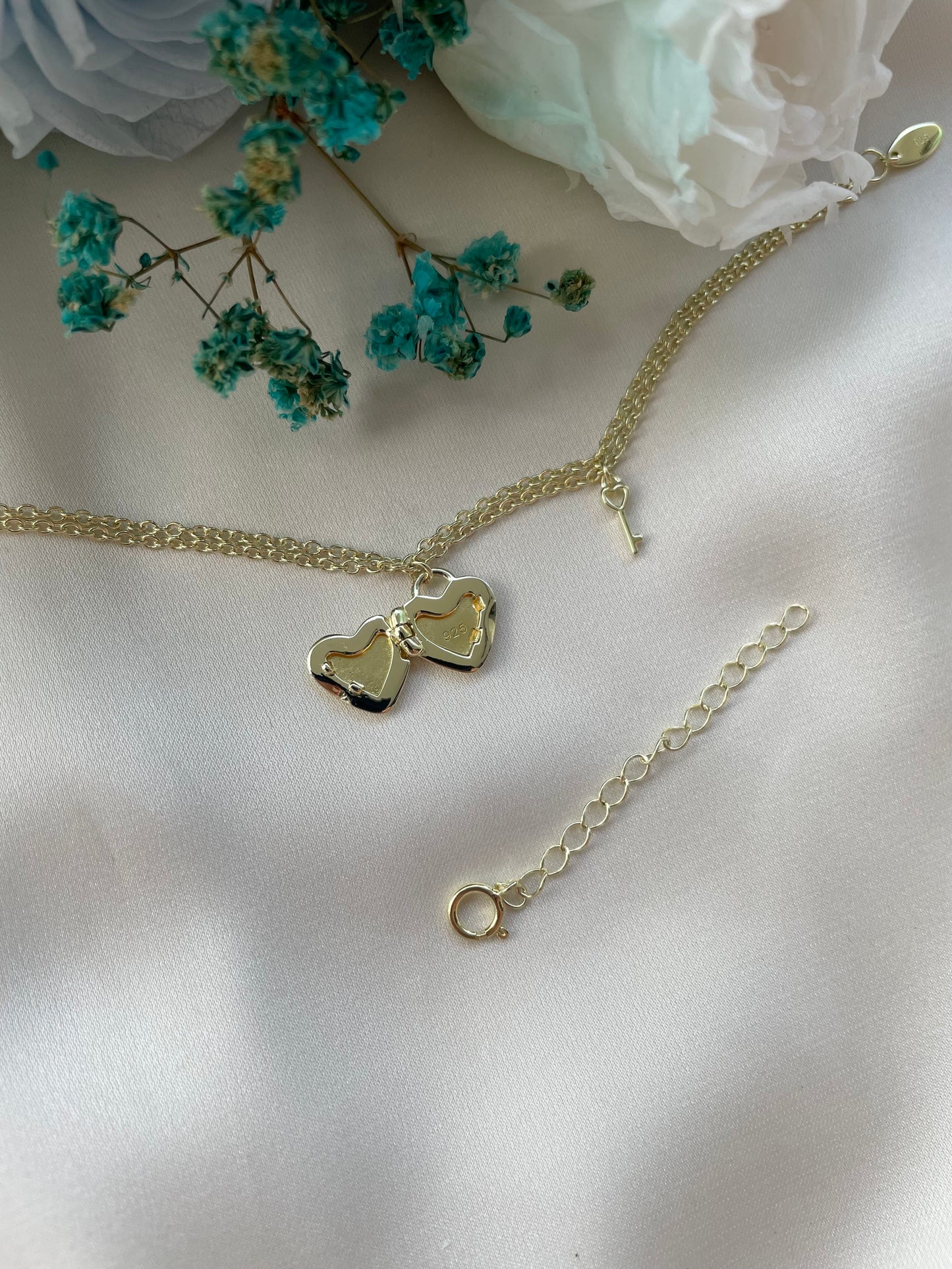 Heart Padlock Bracelet (Cable Chain) in Gold Vermeil