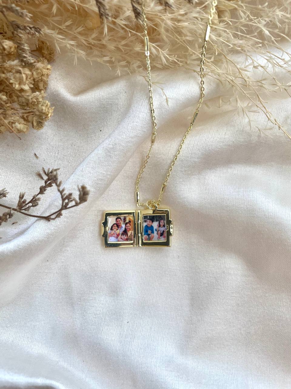 Square Locket In Gold Vermeil