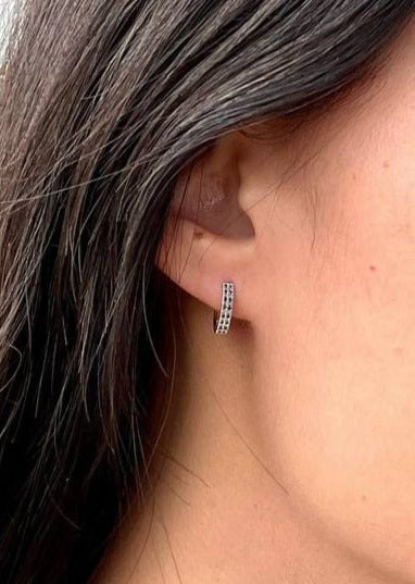 18K Dark Blue Sapphire Earrings
