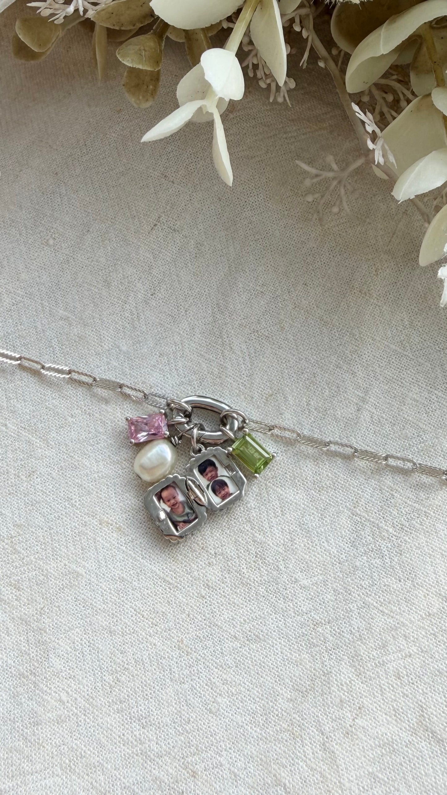 Paperclip Charm Locket Bracelet (Silver)