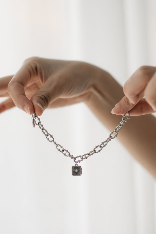 Dawn Bracelet Locket in silver  (Preorder)