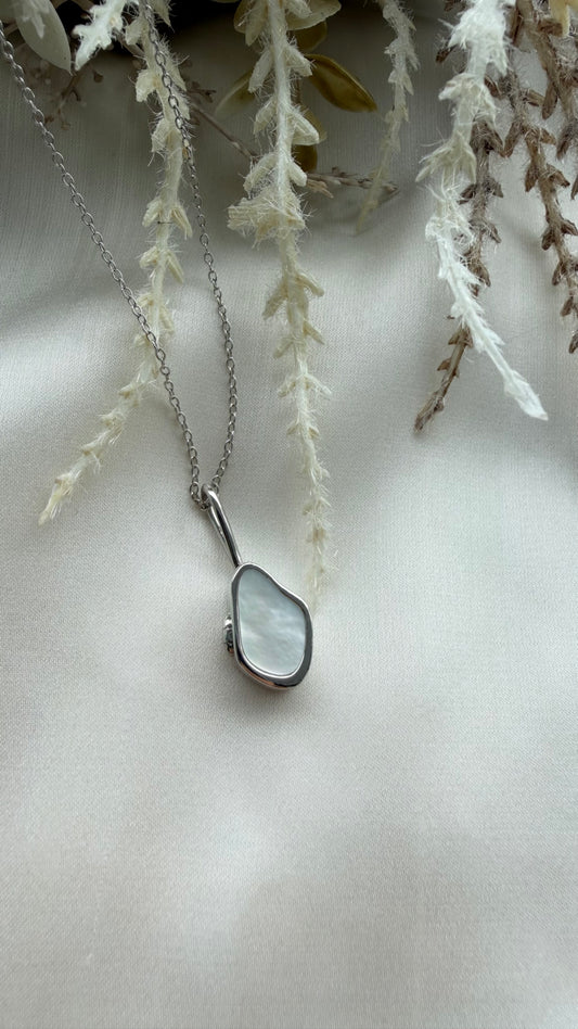 Islet Locket in Sterling Silver