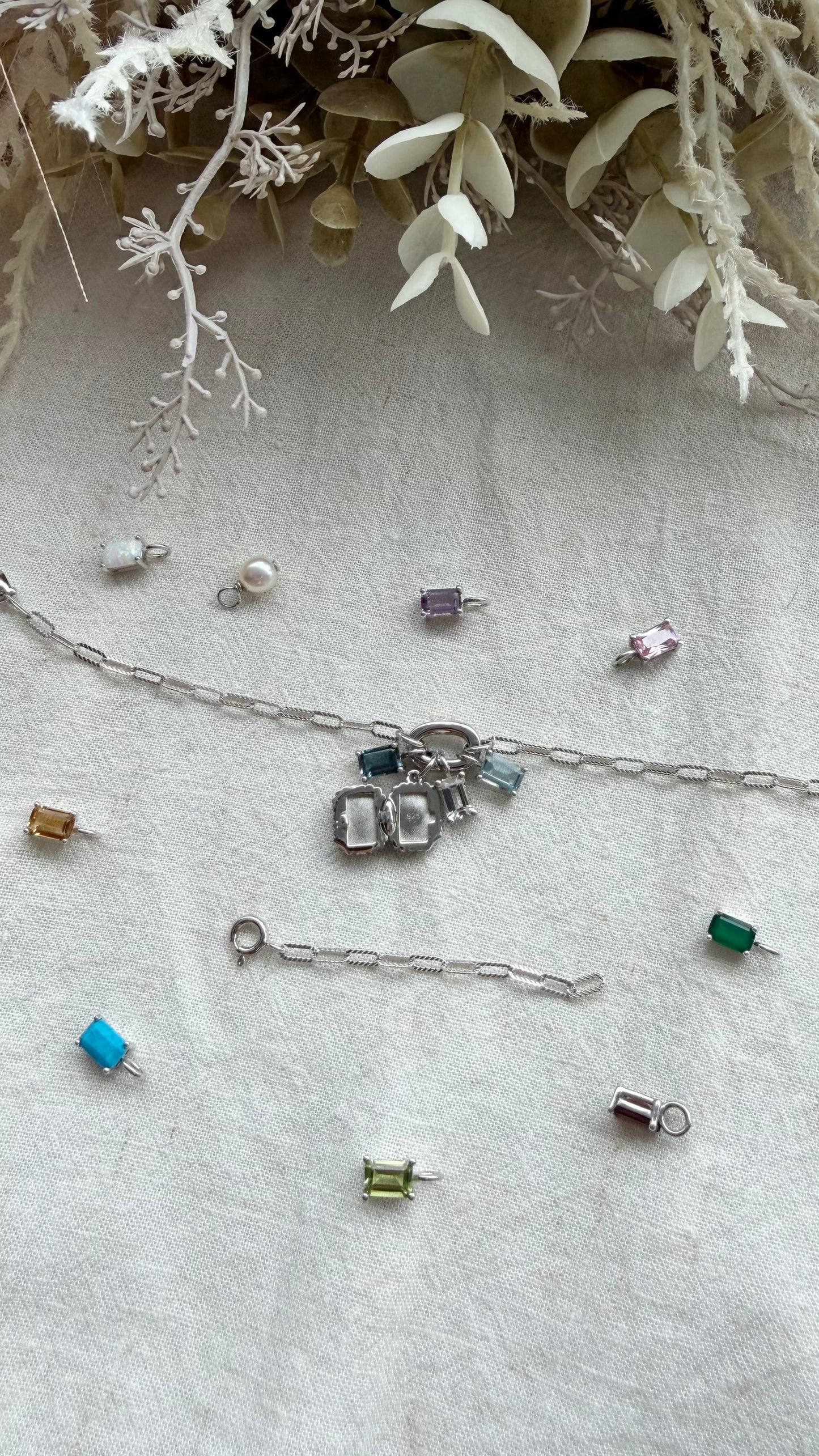 Paperclip Charm Locket Bracelet (Silver)