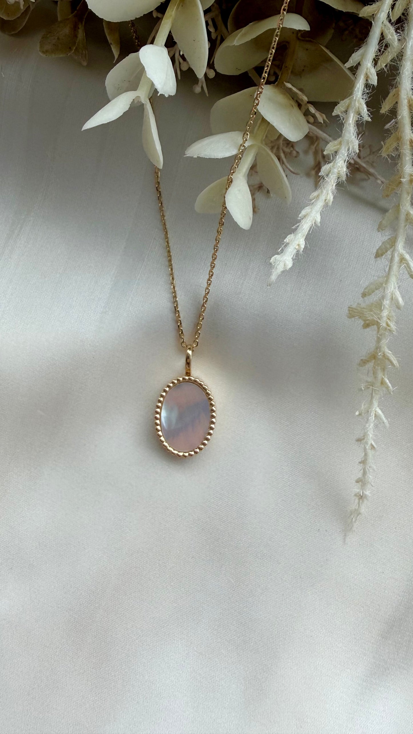 Anniversary Locket in Solid Gold 18K & 14K