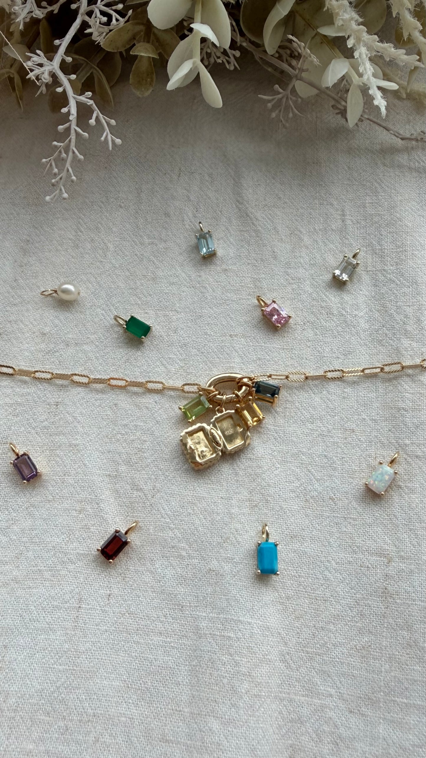 Paperclip Charm Locket Bracelet (Gold Vermeil)