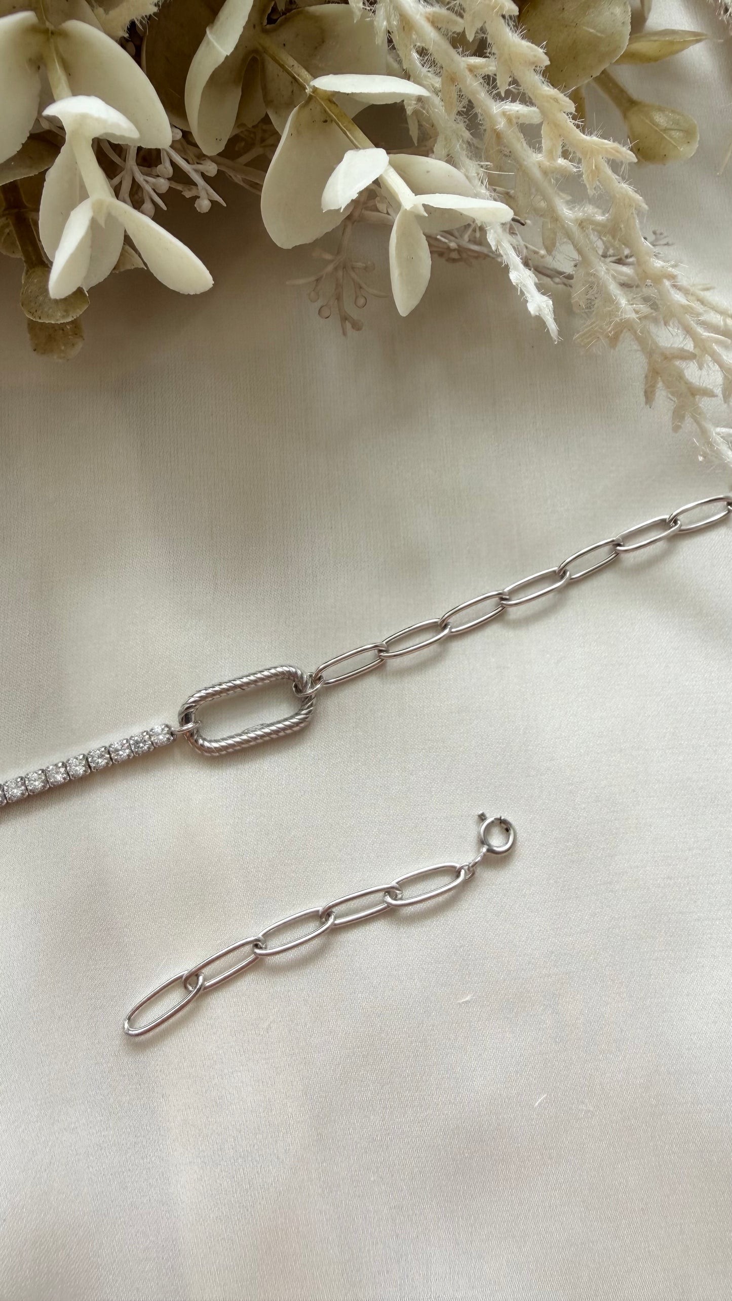 (Backorder) Tennis Paper Clip Charm Locket Bracelet (Chain Only - Silver)