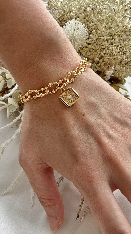 Dawn Bracelet Locket in Gold Vermeil