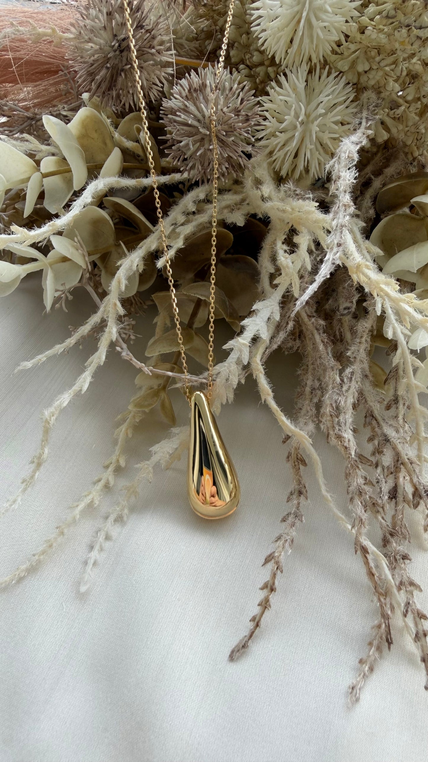 Sliding Teardrop Locket in Gold Vermeil