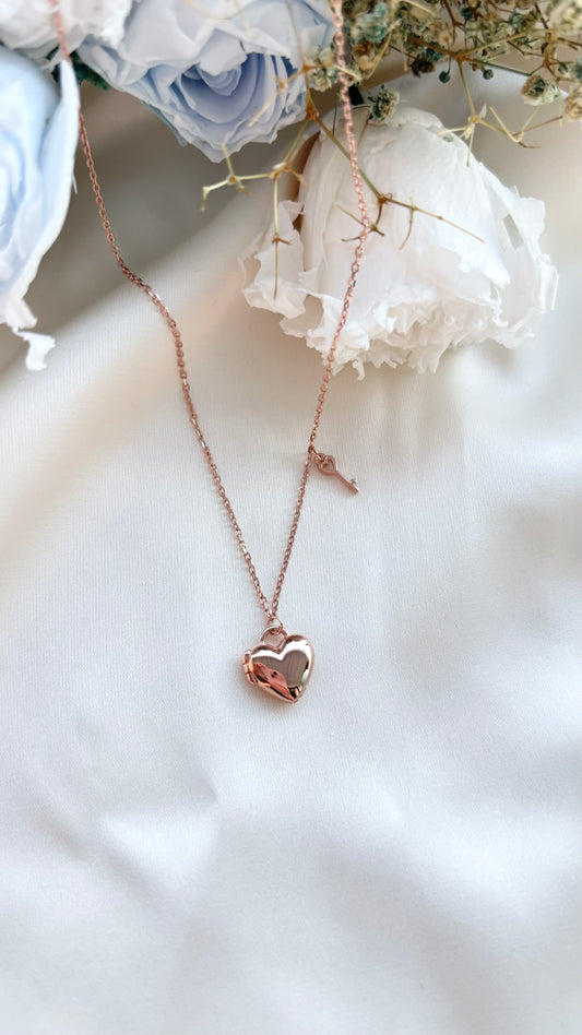 Mini Heart Locket in Rose Gold Vermeil