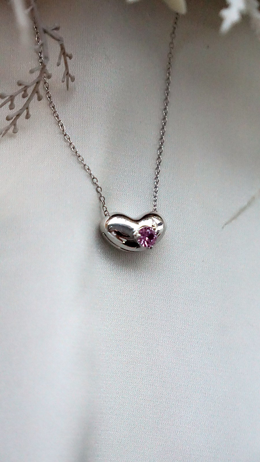 Pebble Locket - Limited Edition x Kara Edit (Solid Gold)