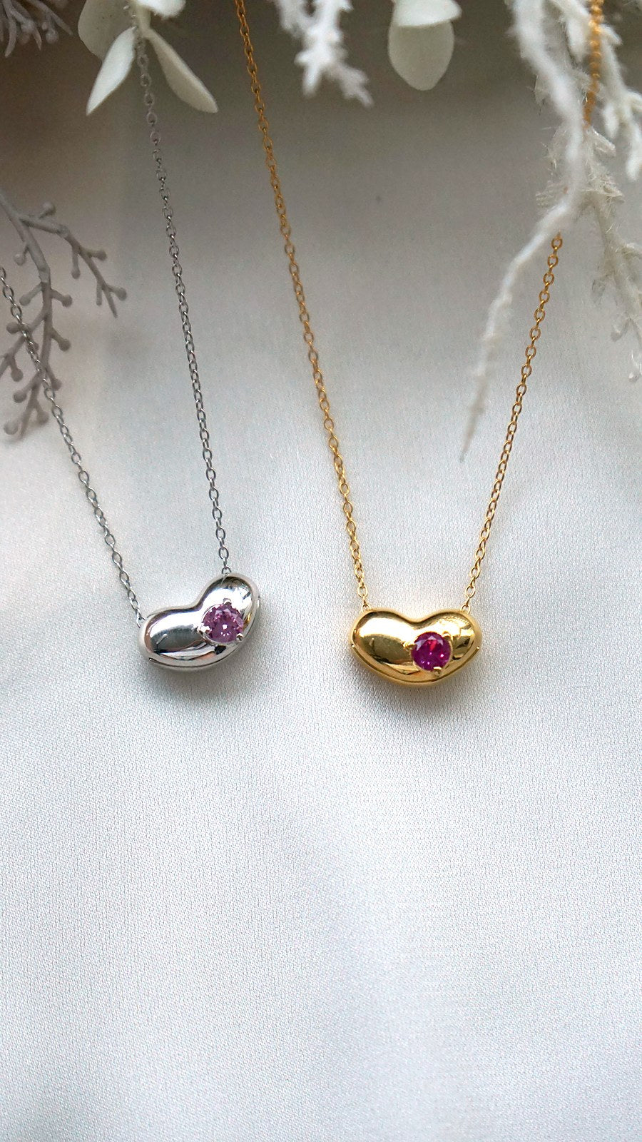 Pebble Locket - Limited Edition x Kara Edit (Solid Gold)