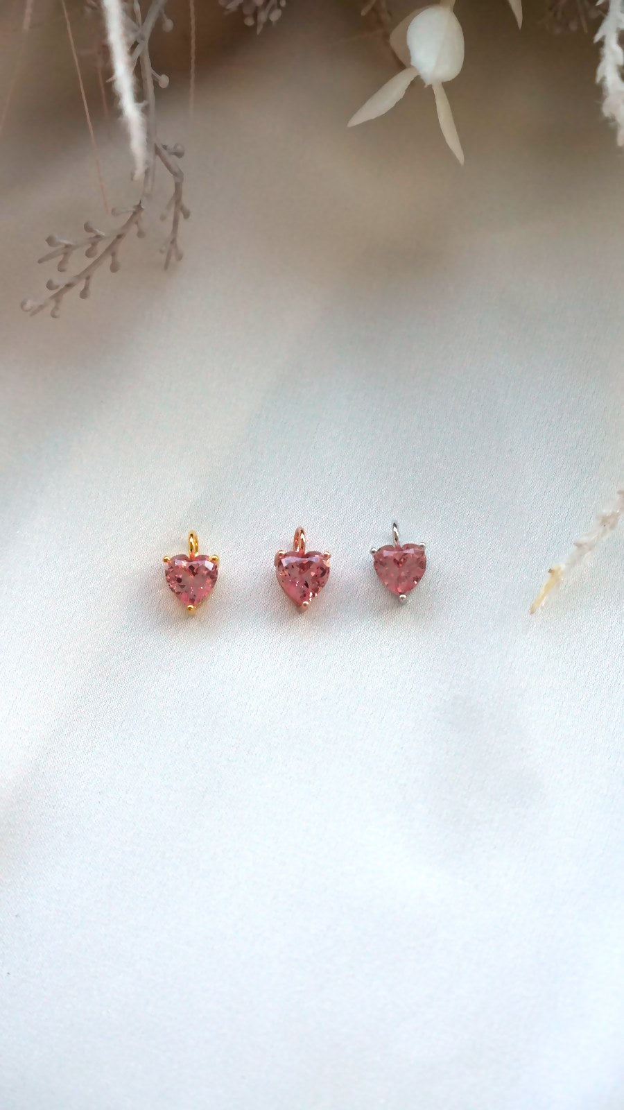 Heart-Shaped Brillant Cut Labgrown Gemstones