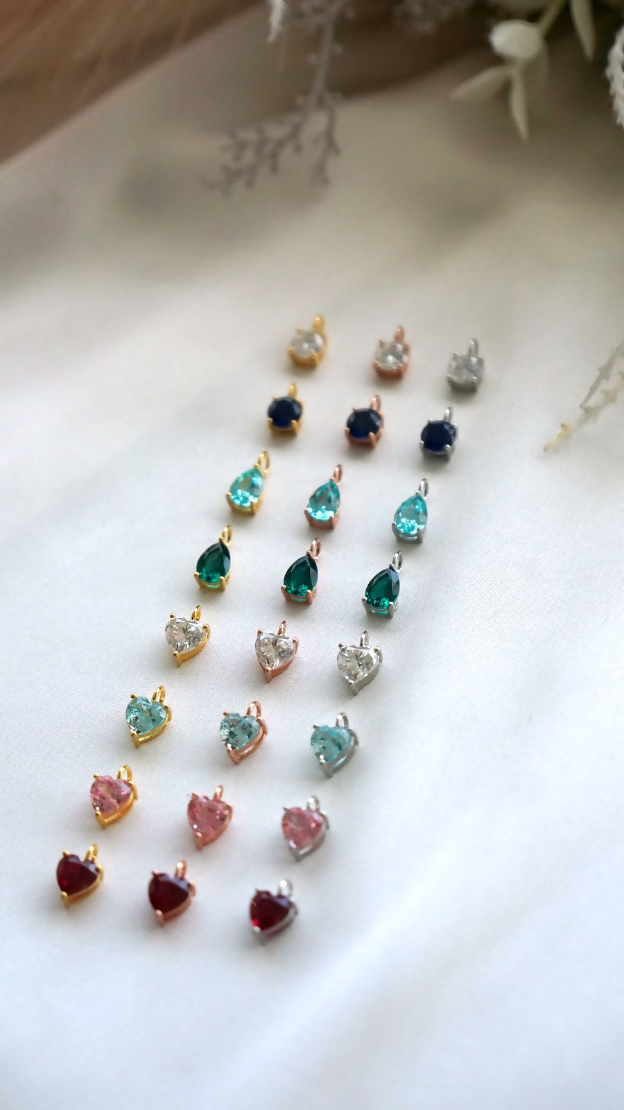 Heart-Shaped Brillant Cut Labgrown Gemstones
