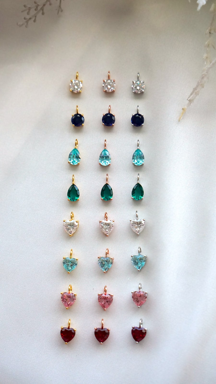 Heart-Shaped Brillant Cut Labgrown Gemstones