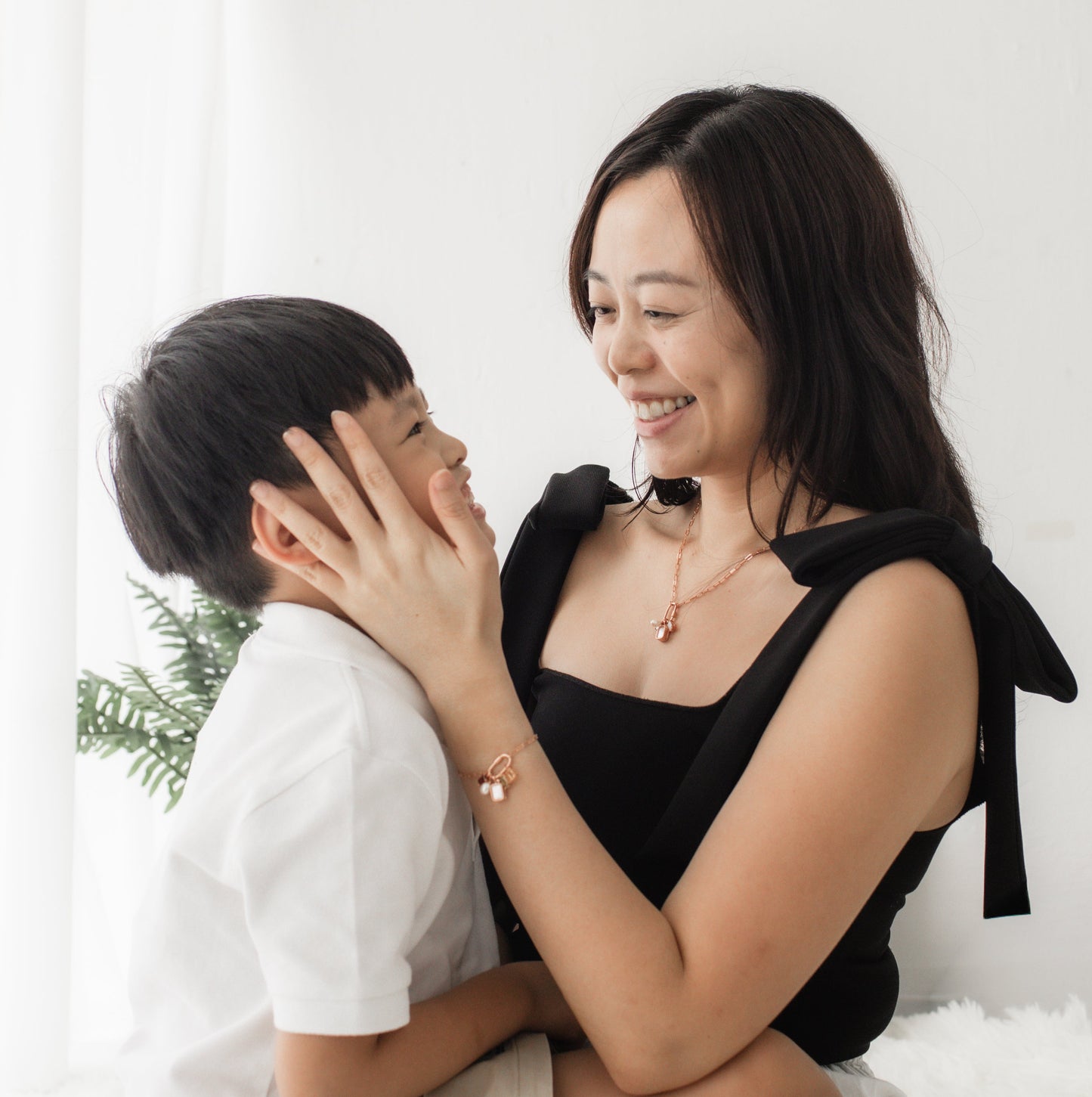 Charm Locket Necklace (Rose Gold Vermeil)