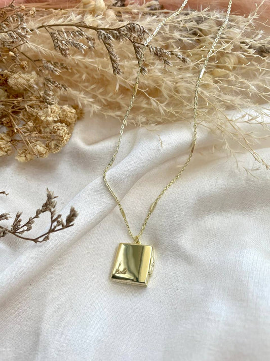 Square Locket In Gold Vermeil