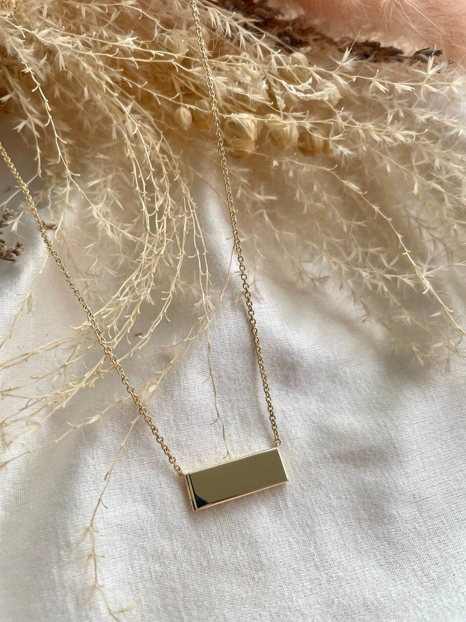 Bar Locket In Solid Gold 18K – Locket Allegro