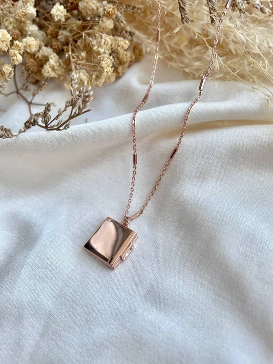 Square Locket In Rose Gold Vermeil